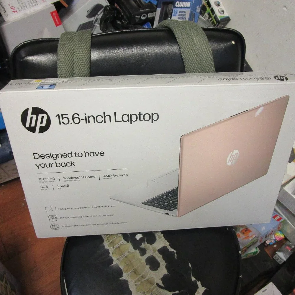 HP 15.6